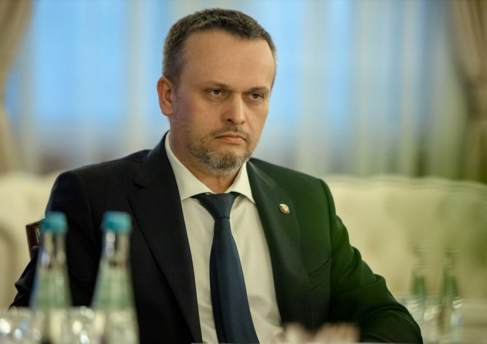  2030      241 ,    5    : , , ,   ,      