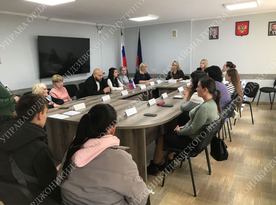     .        ,        :    ...