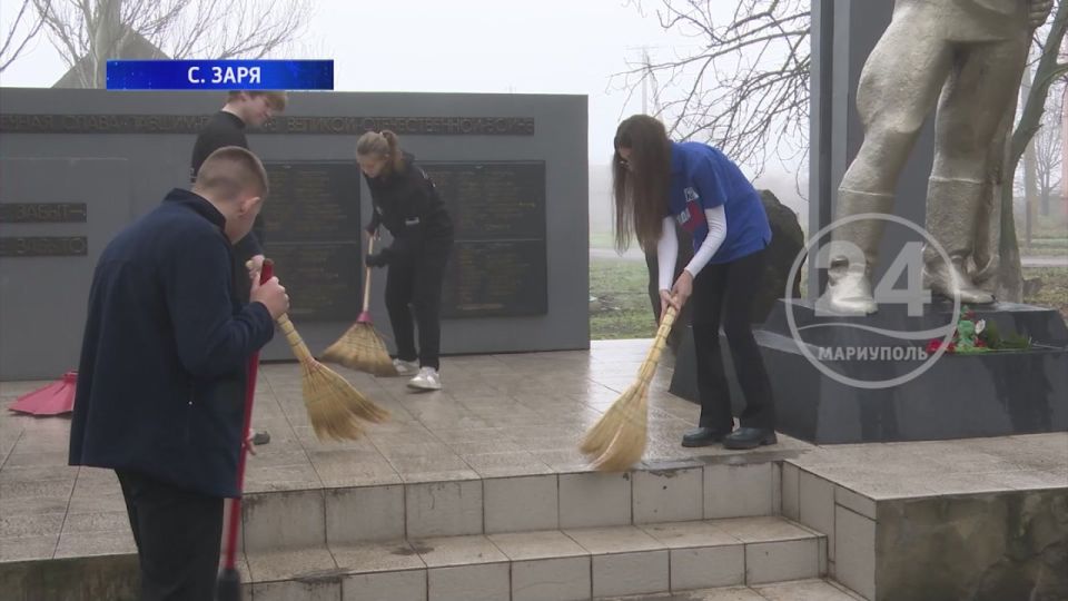 В селе Заря молодежь вышла на субботник! 25.11.2025