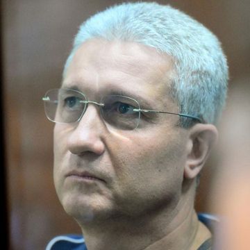 Бывшего замминистра обороны РФ Тимура Иванова признали банкротом, сообщил RT его адвокат