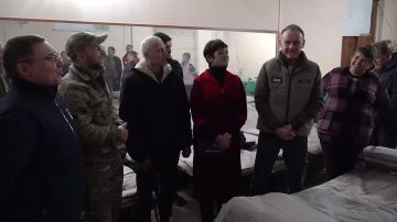 Денис Пушилин: В пункте временного размещения в Селидово беженцы из Красноармейско-Димитровской агломерации получают необходимую помощь