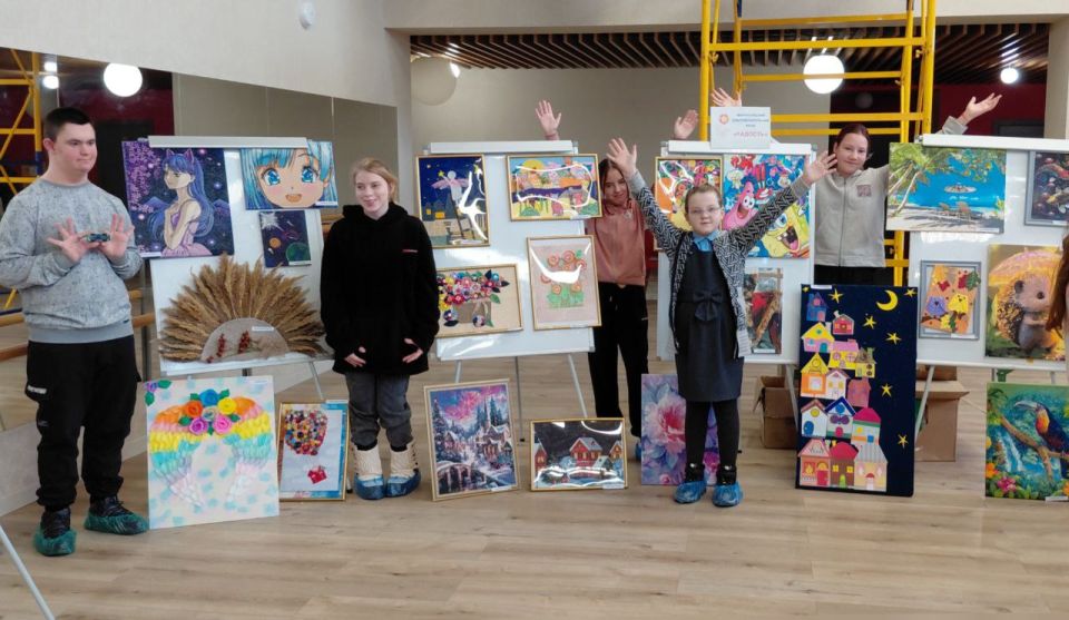 «Радость» меняет жизнь. История фонда, который держится на силе родителей и любви к детям В Мариуполе есть место, где особенные дети впервые начинают верить, что этот мир — не чужой и не страшный