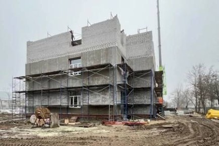 В Мариуполе на улице Владимирской восстанавливают школу №40