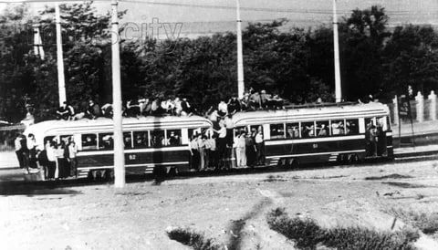 Мариупольтранс: В 50-е годы в Мариуполе конкурентов у трамвая не было
