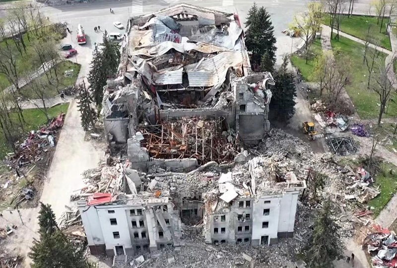 В Мариуполе завершается восстановление драмтеатра