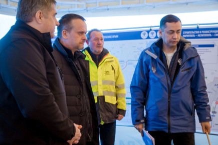 На обходе Мариуполя в ДНР приступили к устройству асфальтобетонных слоев дорожной одежды