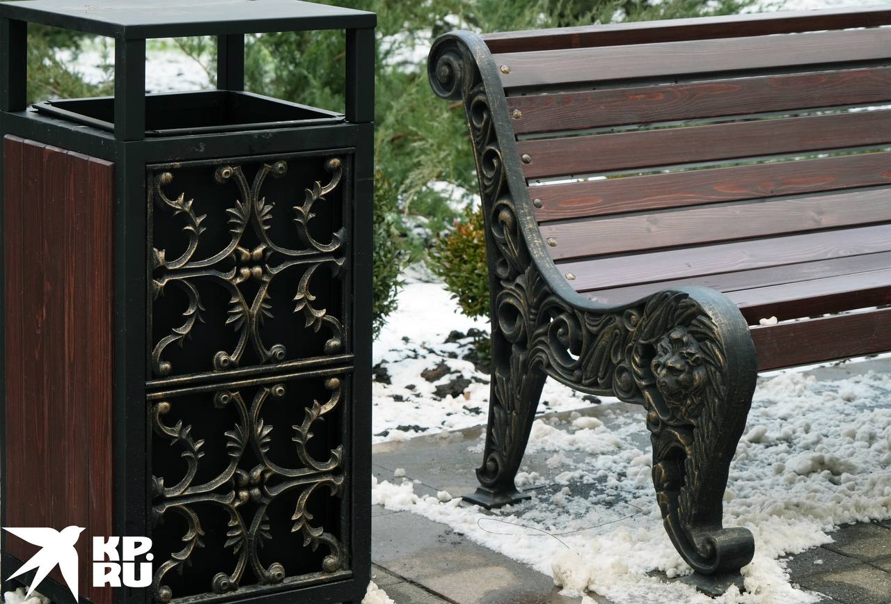 Драматический театр и прилегающая к нему территория в Мариуполе выглядят великолепно