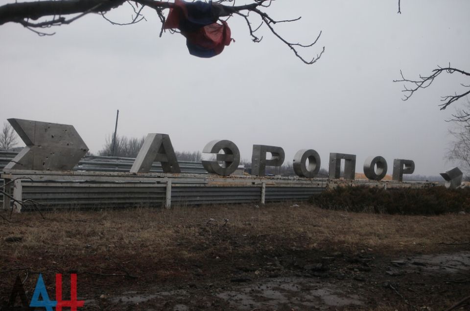 Никитин рассказал, как планируется восстанавливать аэропорты Донецка и Мариуполя