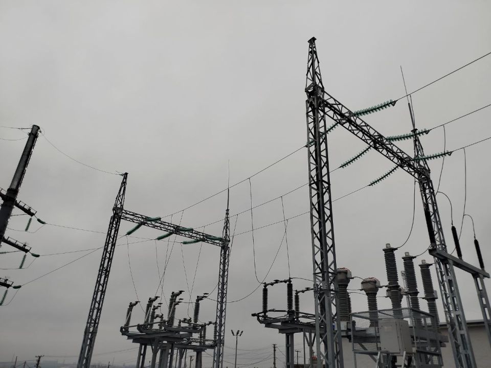 Министр угля и энергетики ДНР Денис Епифанов принял участие в вводе в эксплуатацию одной из ключевых подстанций Мариуполя после реконструкции