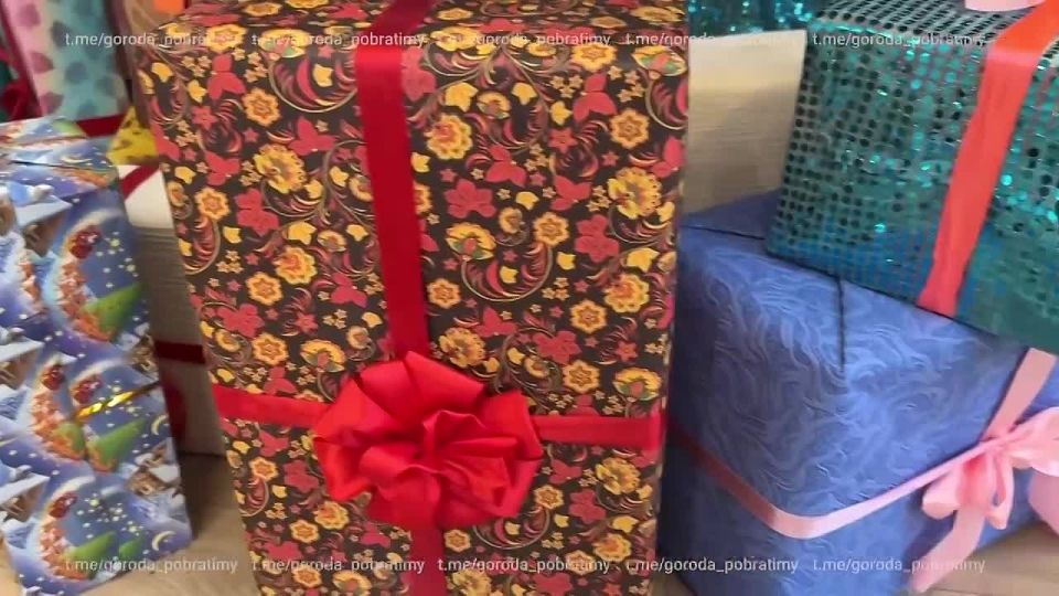 Санкт-Петербург исполняет новогодние мечты в Мариуполе!