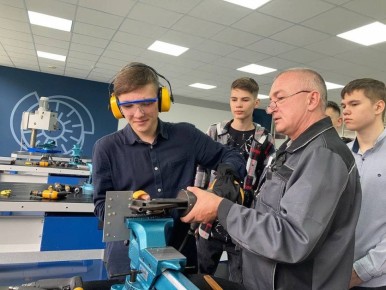 ������ ����������: ���� ��������������� ��������� ���������� ����� 20 ���������� �������� ��������������� (���) � ����� 40 ����������� � ��� � ������ ������������ ������� �����������������