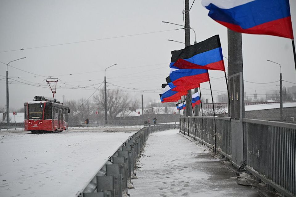 Завершение ремонта моста через реку Кальмиус в Донецке и строительство автодорожного обхода Мариуполя в планах специалистов на 2026 год