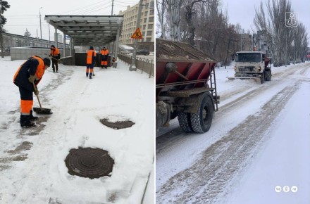 На дорогах Мариуполя работает специализированная техника