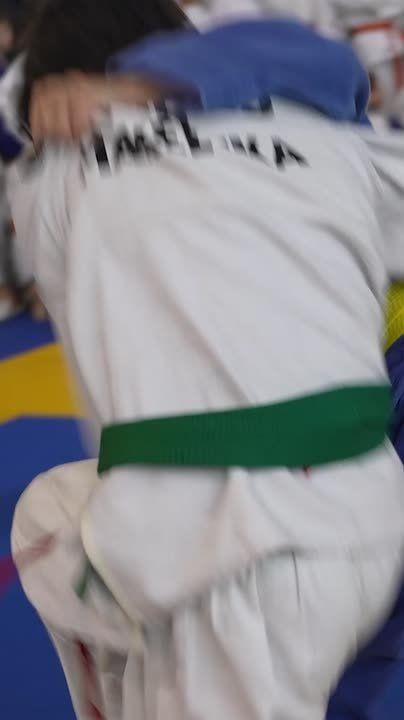 Что даёт молодежи проект Единой России «Выбор сильных»? Он открывает новые возможности для занятий самбо, дзюдо и борьбой, помогает стать сильнее, а еще — находить друзей и единомышленников