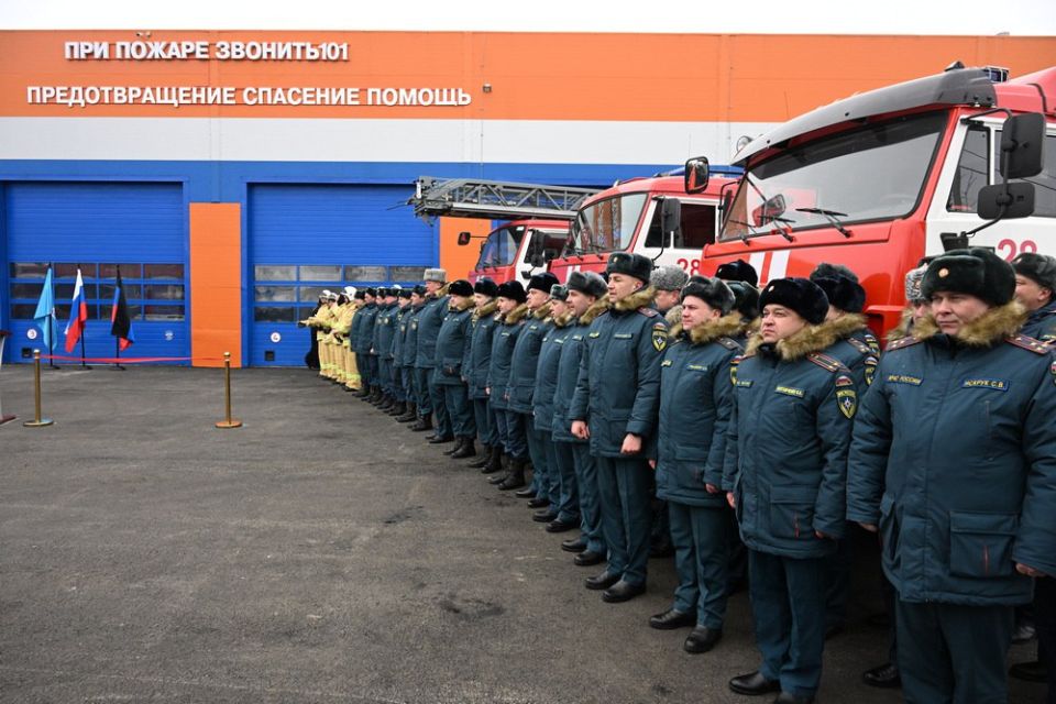 Современный комплекс на месте пепелища: в Мариуполе открыли новую пожарно-спасательную часть