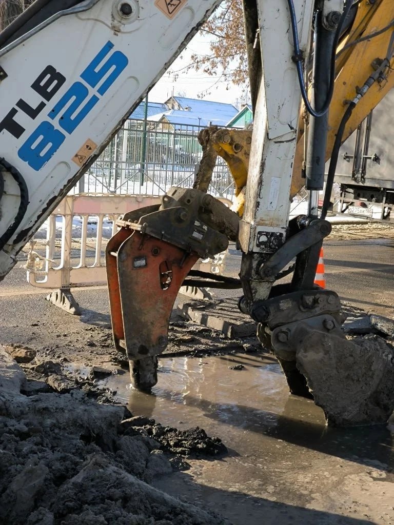 Специалисты улучшили водоснабжение потребителей в Жовтневом районе