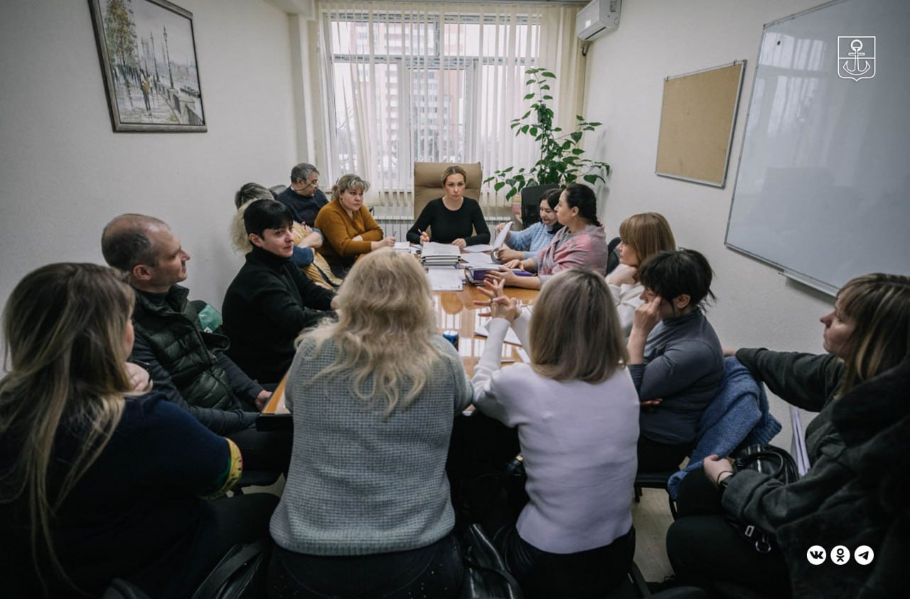 В Мариуполе социальные учреждения работают в обычном режиме и полностью обеспечены теплом