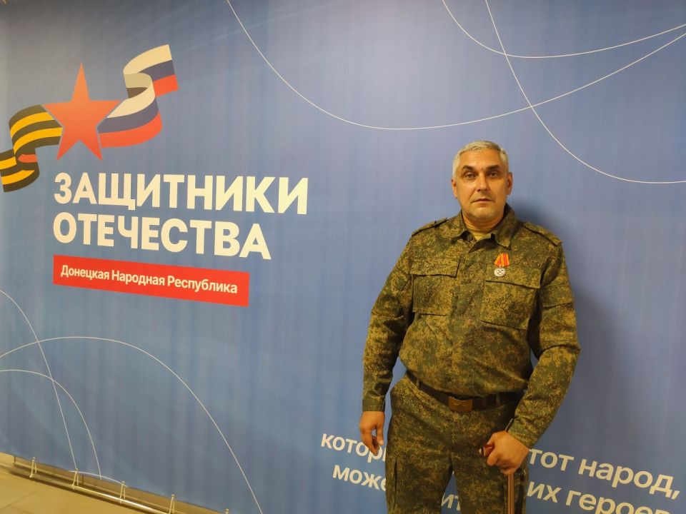 Ветеран боевых действий из ДНР Роман Картамышев, в 2022 году вступил в ряды защитников родного края, оставив работу автослесаря