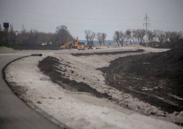 Трассу вокруг Мариуполя строят с опережением графика