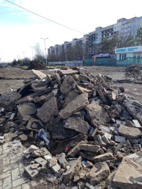 «На флагах» готовятся к укладке тротуарной плитки