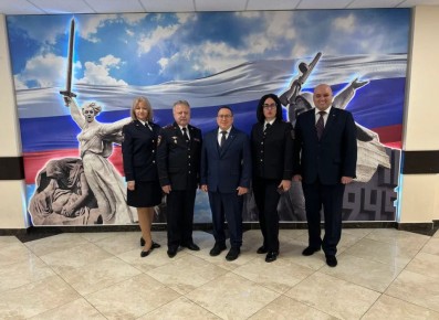 Андрей Крамар: С нашими будущими правоохранителями и их наставниками обсудили вопросы национальной безопасности: по приглашению полковника полиции Олега Викторовича Береста принял участие в научно-практической конференции на...