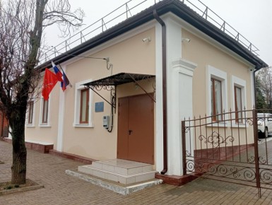 Торжественная церемония гашения почтового конверта и виньетки «130 лет со дня рождения Андрея Александровича Жданова» стала кульминацией ряда мероприятий, прошедших в Мариуполе, посвященных нашему земляку, партийному и...