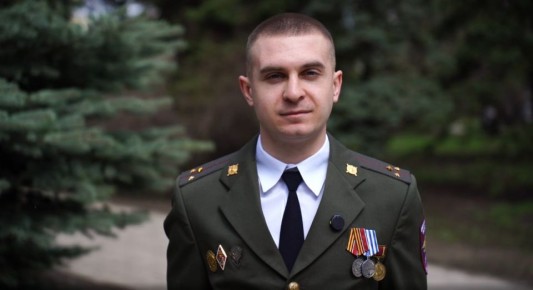 Финалист кадрового конкурса «Донбасс. СВОи Герои» Алексей Черкашин приступил к работе в должности руководителя Старобешевского муниципального округа