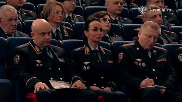 Владимир Путин принял участие в ежегодной расширенной коллегии МВД