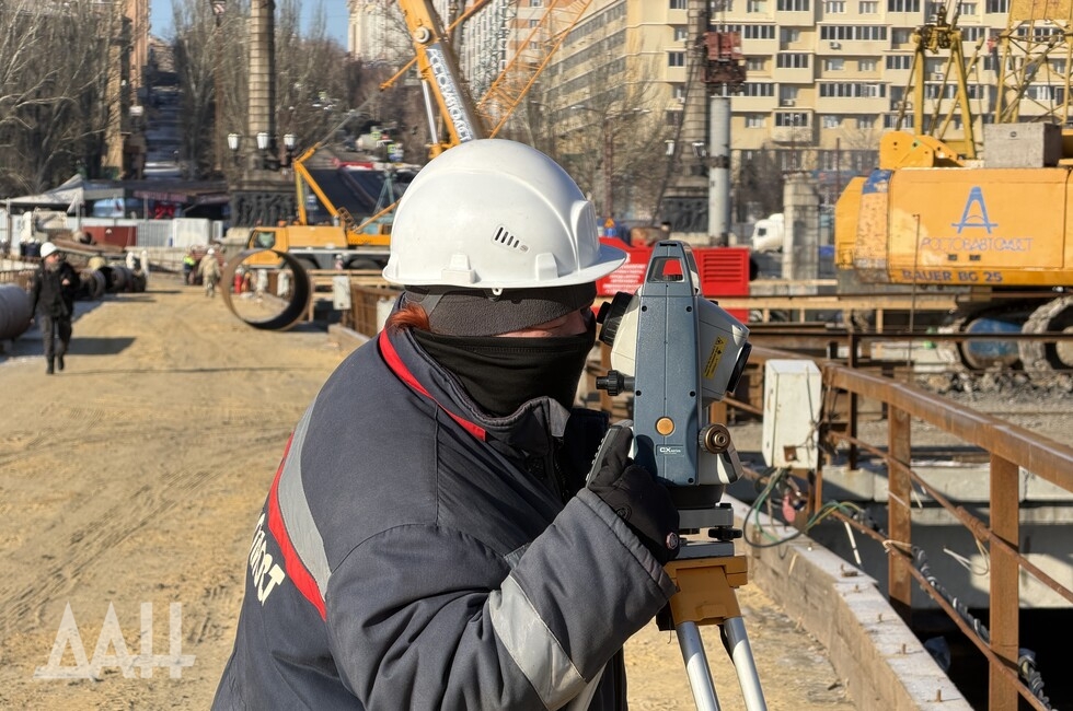 В Мариуполе восстановят мост через Кальмиус