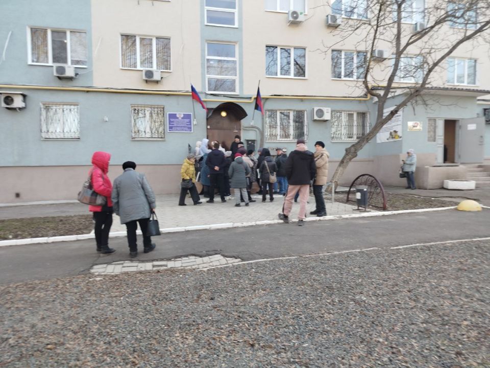 Сегодня в управах районов начали прием заявлений на участие в муниципальной программе ремонта квартир