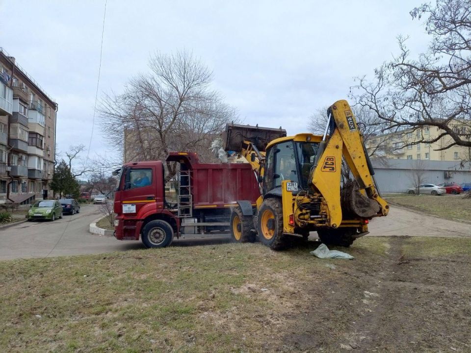 Санкт-Петербург оказал помощь в благоустройстве Ильичевского района