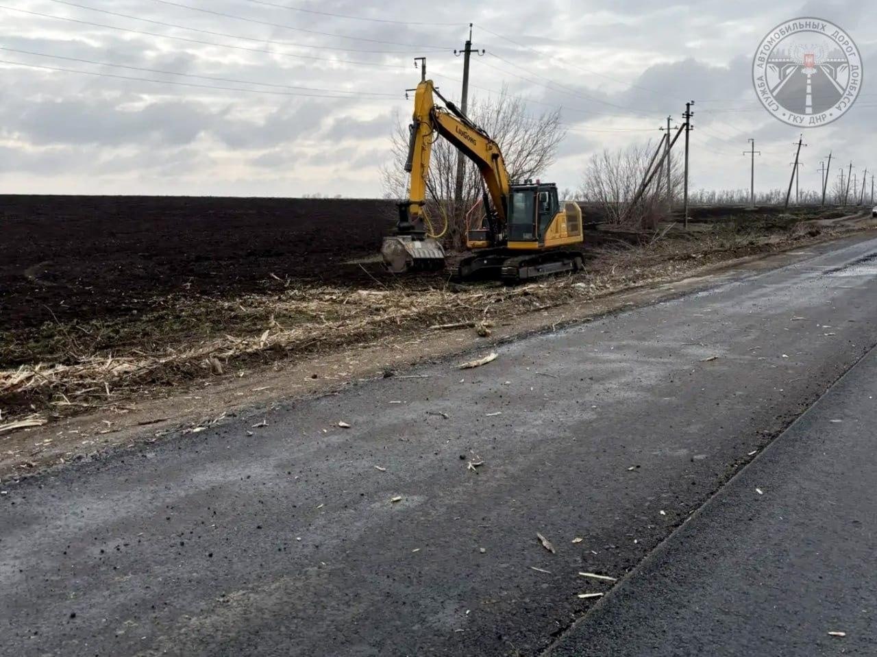 В ДНР активно ремонтируют более 90 километров дорог