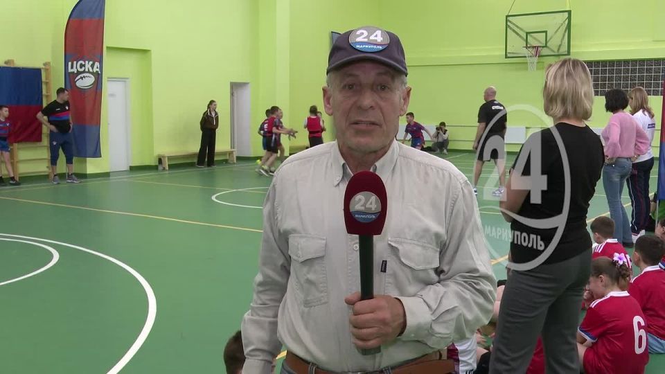 В спортивном зале СШ №68 состоялся турнир школьной лиги ЦСКА по тэг-регби