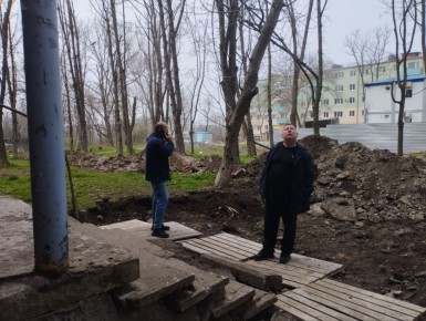 Благоустройство двора обернулось угрозой для жителей!