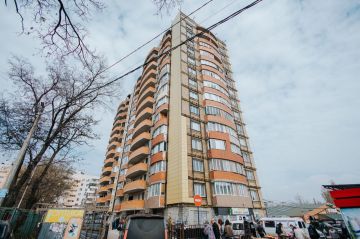 Делегация Чувашии проверила в Мариуполе ход восстановления жилых домов