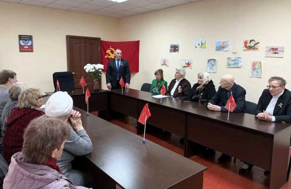 6 мая при поддержке «Совета женщин города Макеевки» Регионального отделения Общероссийской общественно-политической организации «Союз женщин России» Донецкой Народной Республики в Управе Советского внутригородского района...