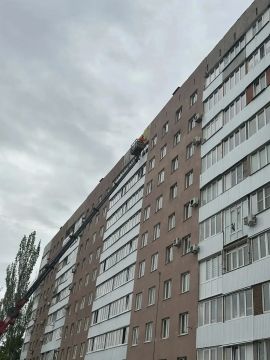 Петербургские строители завершают ремонт еще одного многоквартирного дома в Жовтневом районе