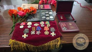 Мать Героя ДНР Тараса Гордиенко получила медаль «За безупречную службу в добровольческом корпусе»