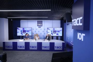 Фоторепортаж и главное из заявлений с пресс-конференции, посвященной актуальным проблемам помощи бездомным животным в Ростовской области, развитию волонтерского движения и работе приютов для кошек и собак