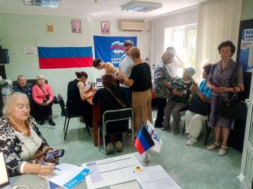 В общественных приемных в Мариуполе — настоящий аншлаг!