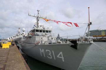 Нидерланды пополнили "украинский флот в изгнании": Украине передали пятый противоминный корабль типа Alkmaar