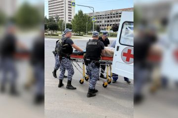Росгвардейцы пришли на помощь пострадавшим в ДТП гражданам в ДНР