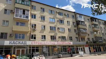 В Мариуполе восстановили еще один жилой дом на проспекте Строителей