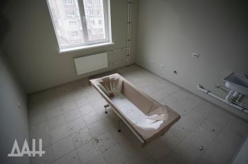 Власти Мариуполя помогут отремонтировать около 430 поврежденных боями квартир