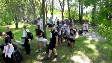 Антон Кольцов: В лагере «Дружных» началась четвертая смена для школьников из Мариуполя