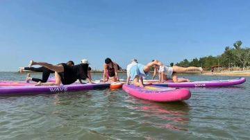 В Мариуполе развивают новые виды спорта, в том числе фитнес на сапбордах