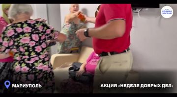 Забота, которая согревает. В рамках акции «Неделя добрых дел» активисты партии «Единая Россия» Жовтневого района присоединились к поездке в общежития города — и приехали не с пустыми руками