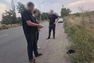 Действовали по наводке друга: В Мариуполе обезвредили банду, похитившую у предпринимателя деньги и автомобиль