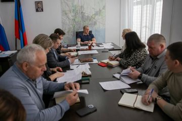 Антон Кольцов: С руководителями управ внутригородских районов и территориальных секторов обсудили текущее положение дел в округе
