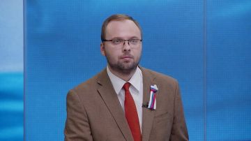 Председатель Общественной палаты ДНР Александр Кофман и глава Избирательной комиссии региона Владимир Высоцкий приняли участие в эфире Первого Республиканского телеканала вместе с молодыми электоральными экспертами из шести...